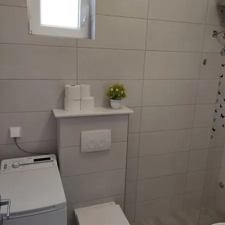 - Modern With A Beautiful View Of The Adriatic Sea Apartamento Mlini