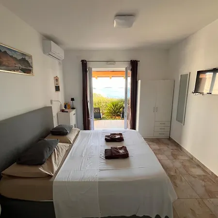- Modern With A Beautiful View Of The Adriatic Sea Apartman *