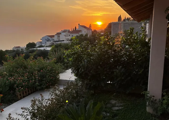 - Modern With A Beautiful View Of The Adriatic Sea * Mlini