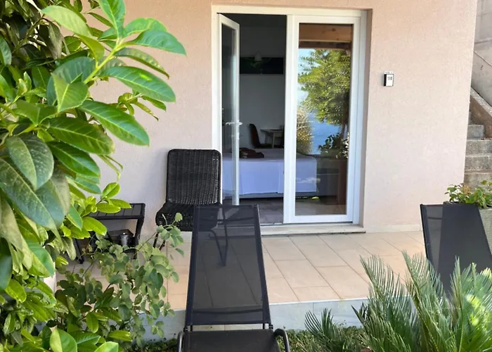 - Modern With A Beautiful View Of The Adriatic Sea Apartman *